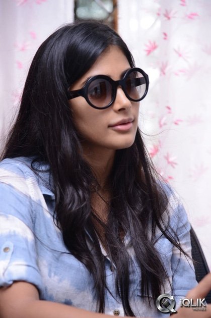 Pooja-Hegde-Interview-About-Mukunda-Movie